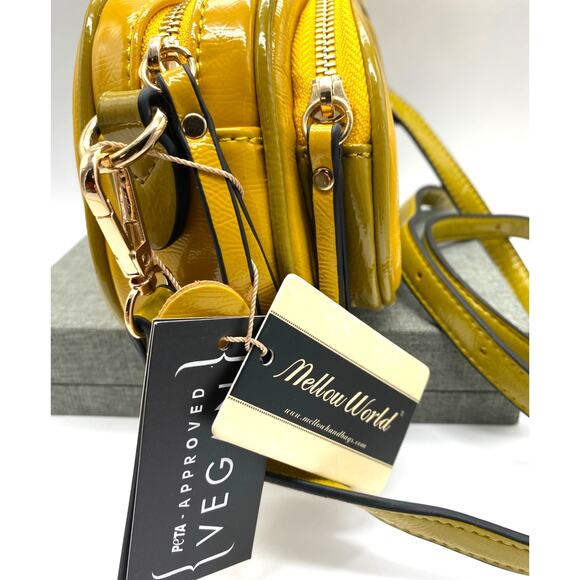 Mellow World Vegan Cross body Yellow Chartreuse  Strap‎ Trim NWT Gold hardware - Picture 3 of 8